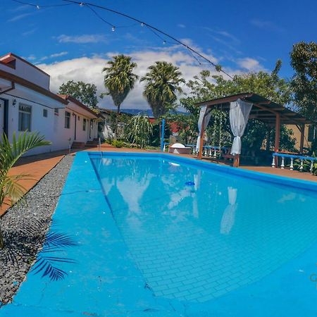 Geliwa B&B Турриальба Экстерьер фото